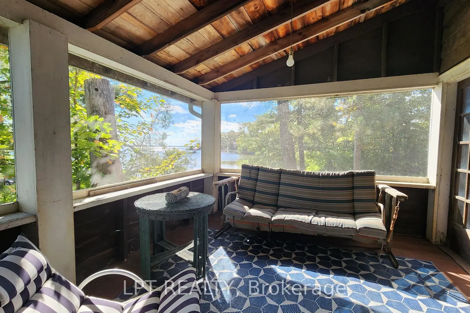 1764 Bay Park Road photo 2