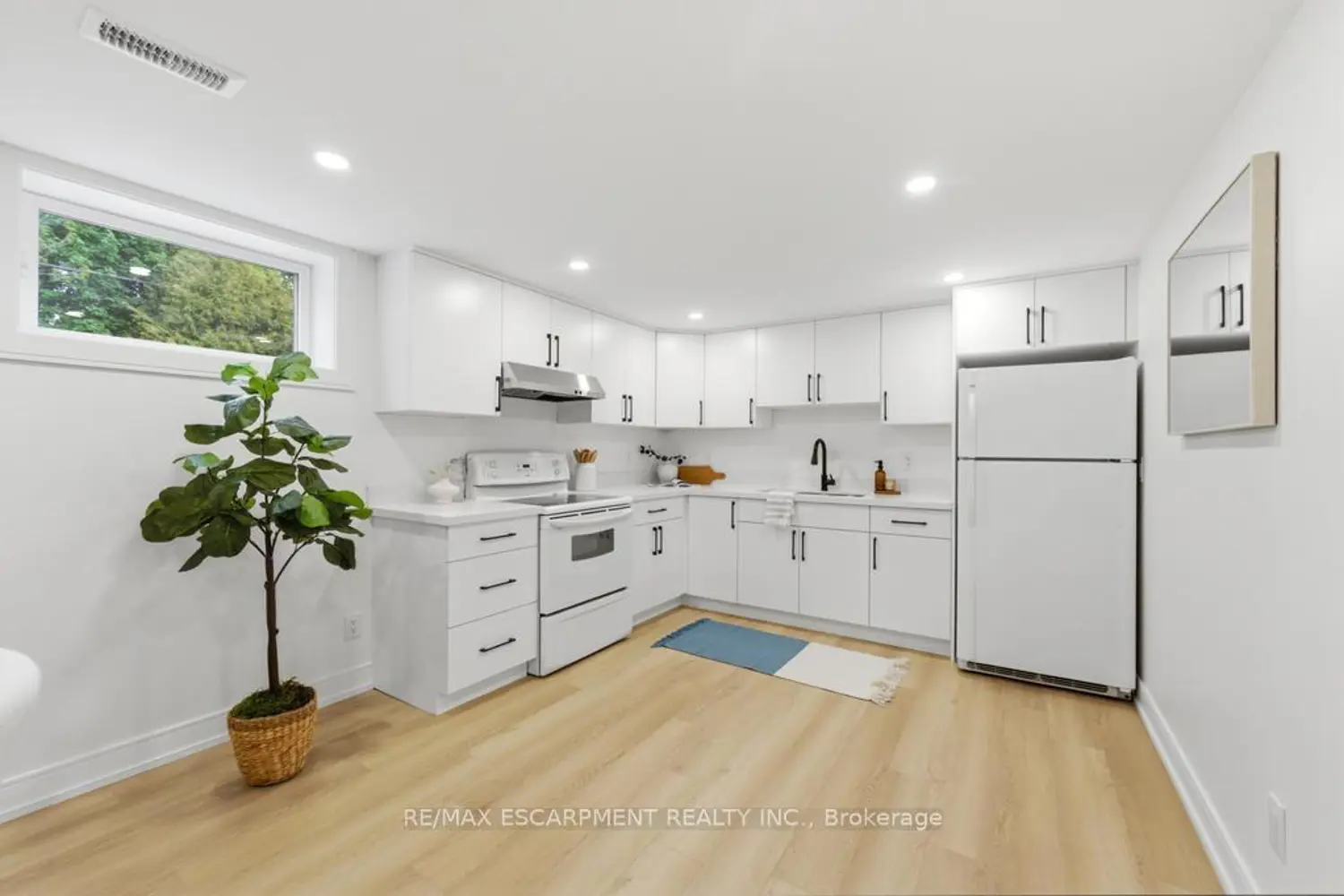 Additional image 8 of 173 West 19Th Street