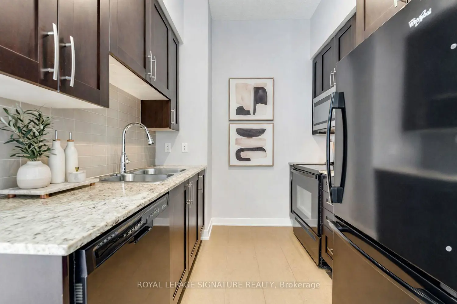 4070 Confederation Parkway 311