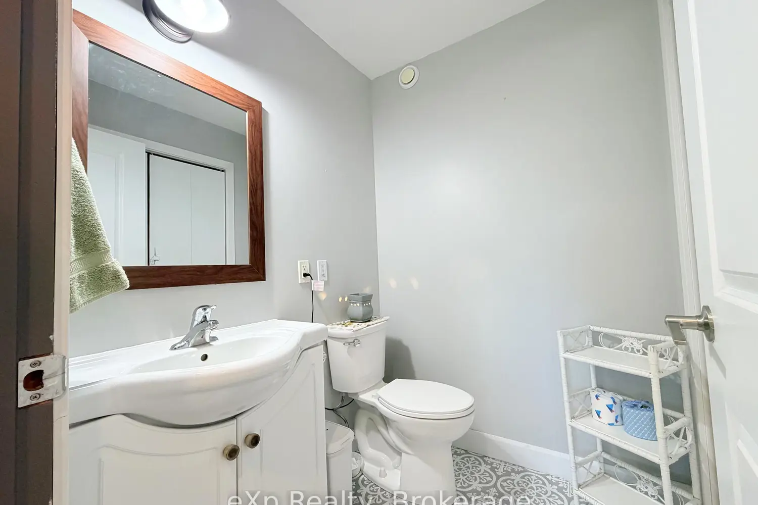 Additional image 9 of 341013 Grey Road 28