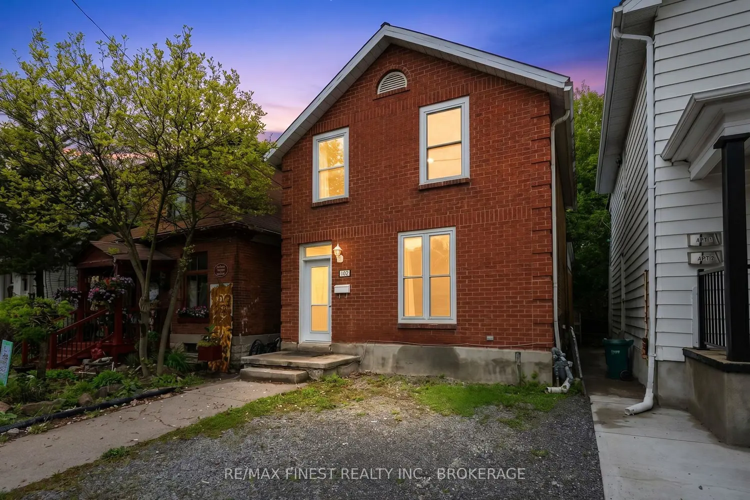 182 Montreal Street