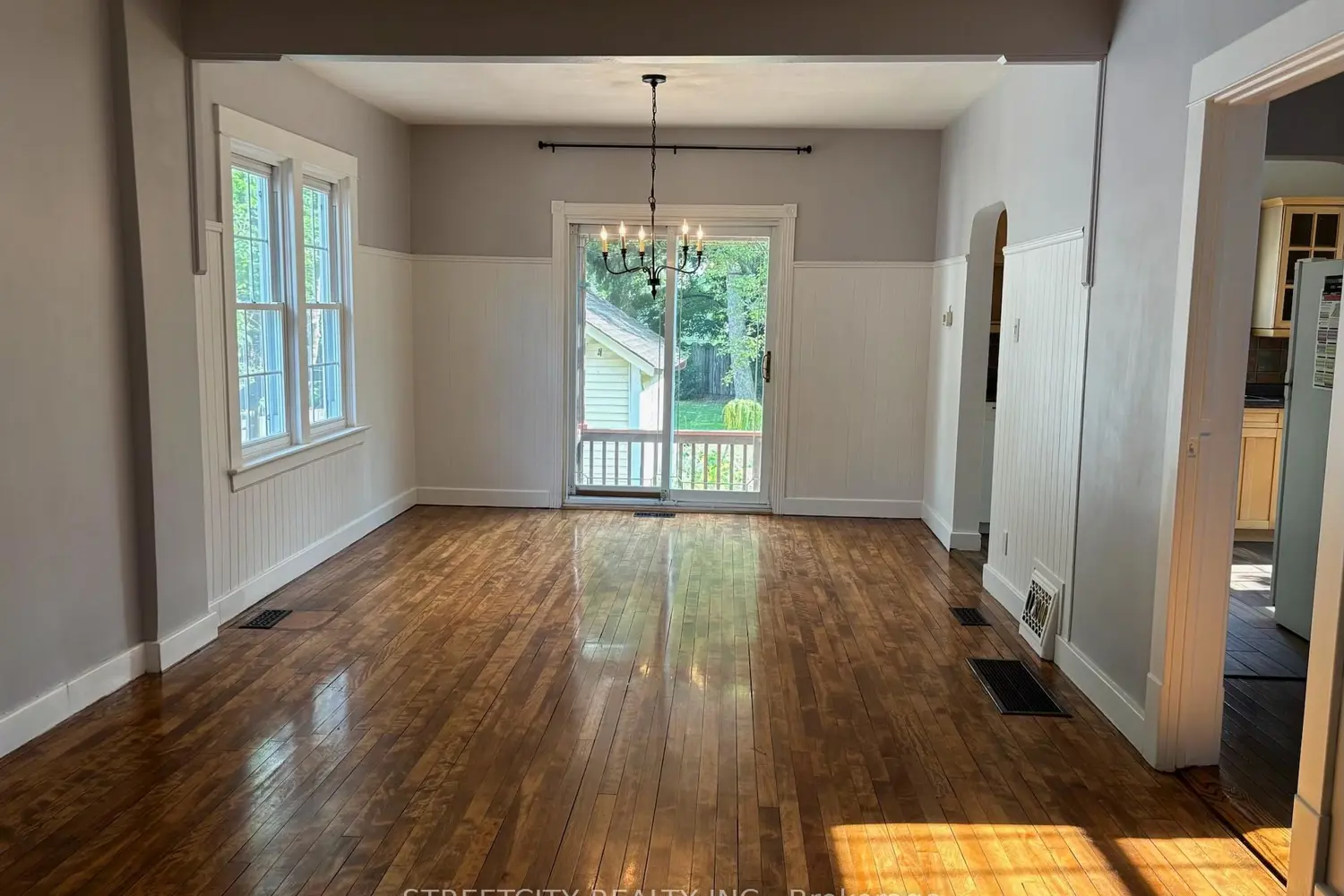 217 Kathleen Avenue photo 5