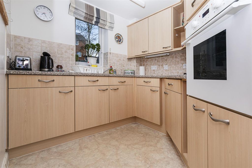 Additional image 7 of 2 bed flat for saleSykes Court, St. Stephens Fold, Lindley, Huddersfield HD3