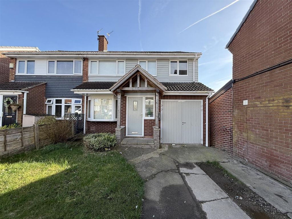 5 bed semi-detached house for saleShelley Rise, Dukinfield SK16