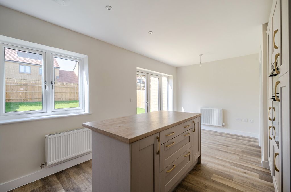 Additional image 3 of 4 bed semi-detached house for saleHeritage Place, North Stoneham Park, North Stoneham, Eastleigh SO50