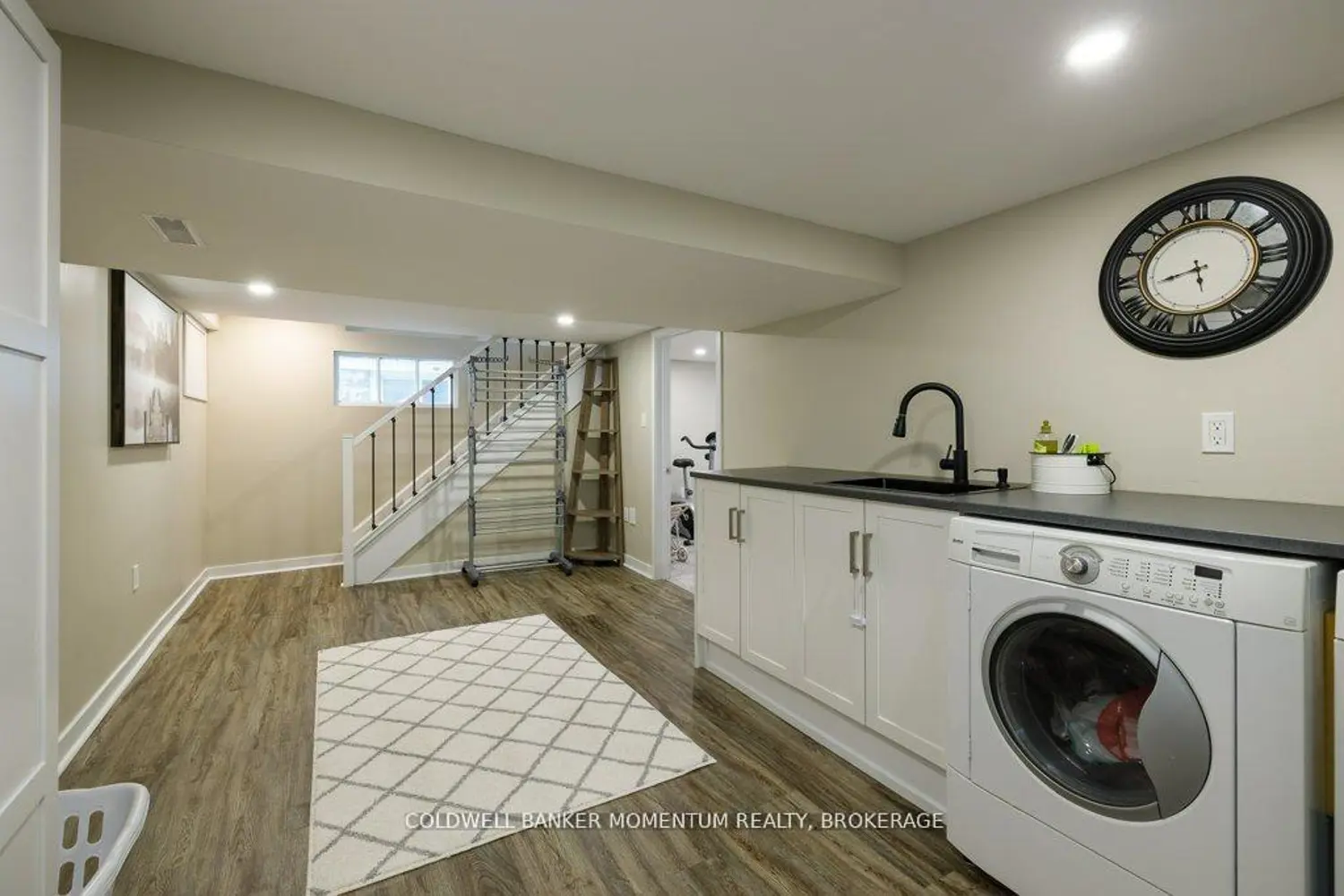 223 Geneva Street photo 2