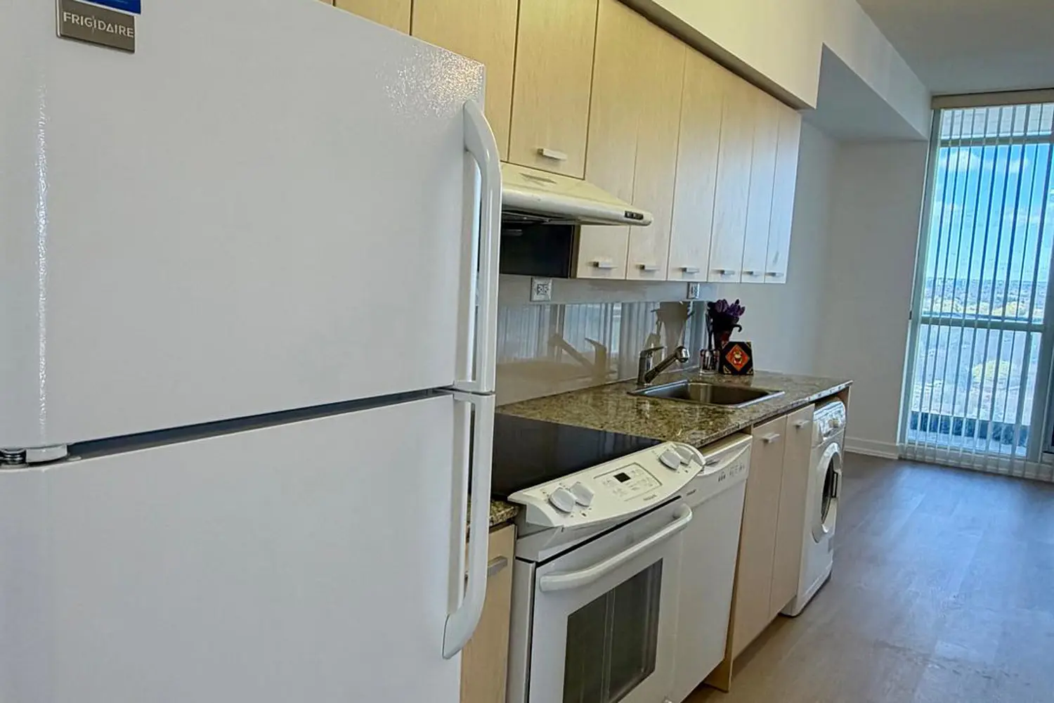 Additional image 7 of 29 Singer Court 2109