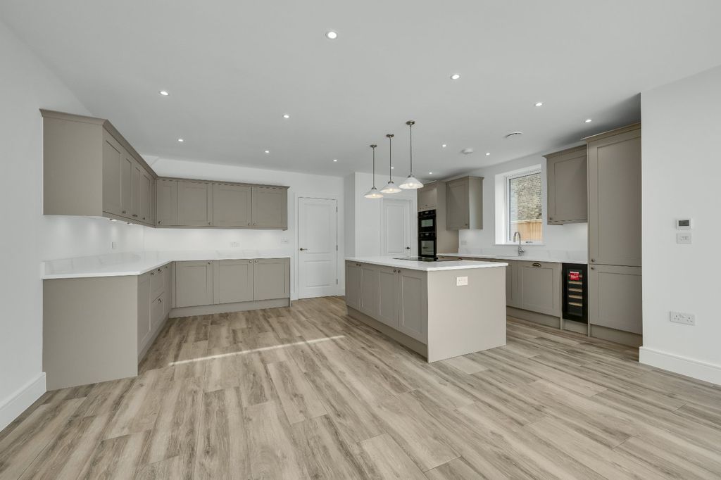 Additional image 6 of 4 bed semi-detached house for saleHurst Road, East Molesey, Surrey KT8
