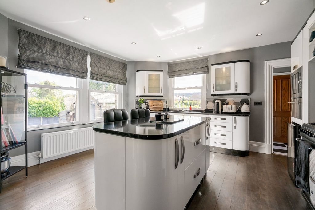 Additional image 13 of 3 bed semi-detached house for sale63 Victoria Road, Elland HX5