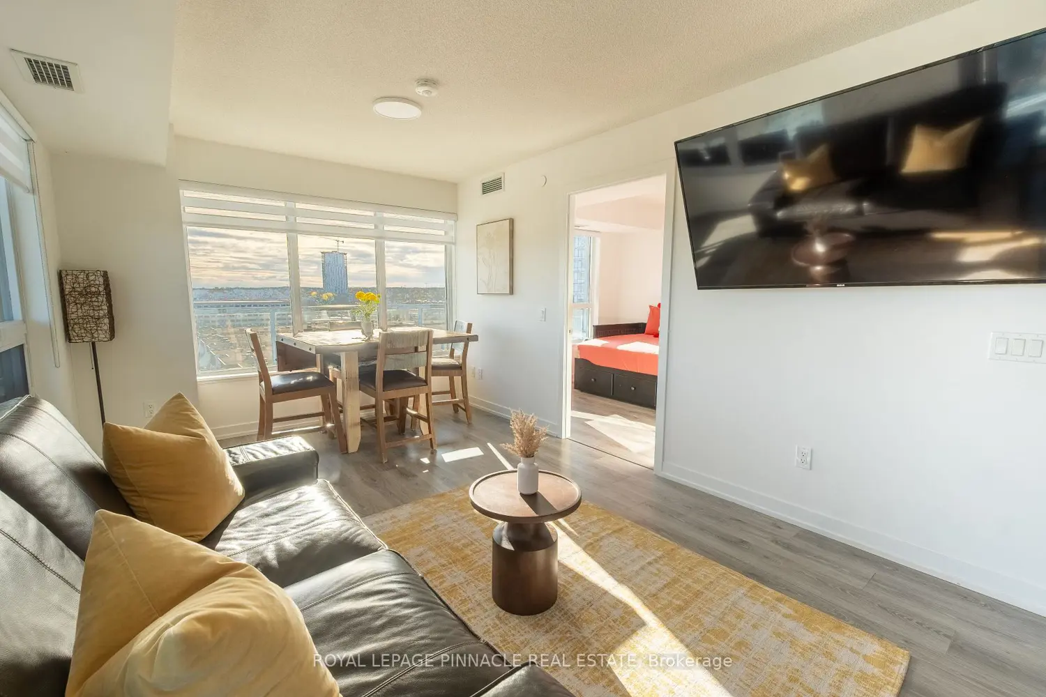Additional image 8 of 1480 Bayly Street 1014