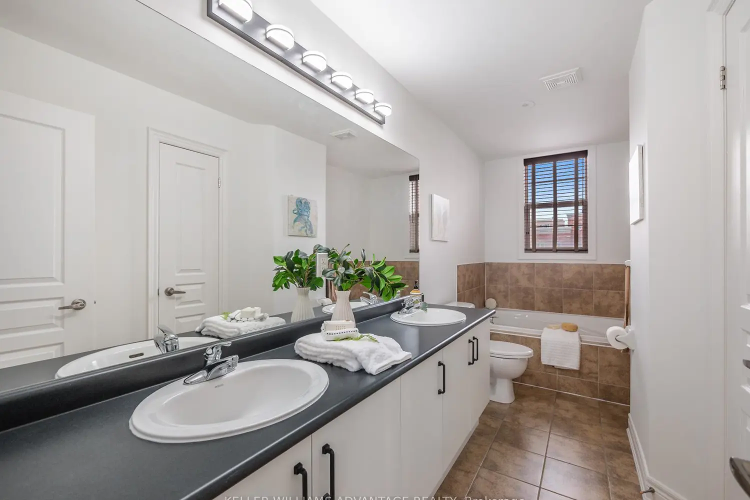 Additional image 11 of 34 Fairhead Mews