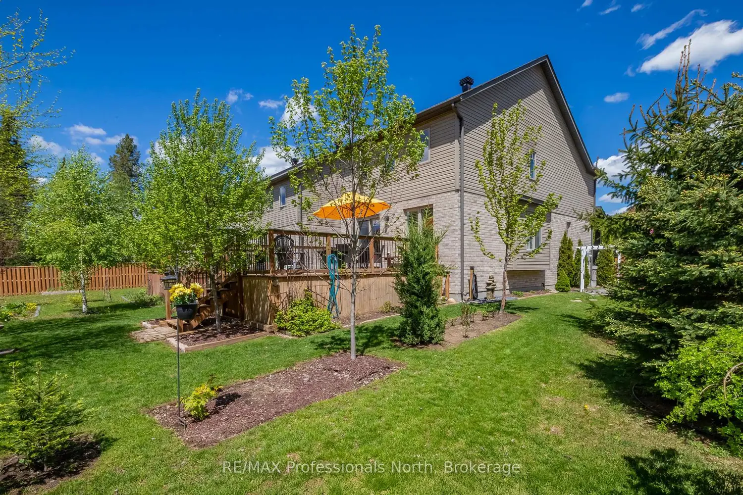 36 Spalding Crescent photo 5