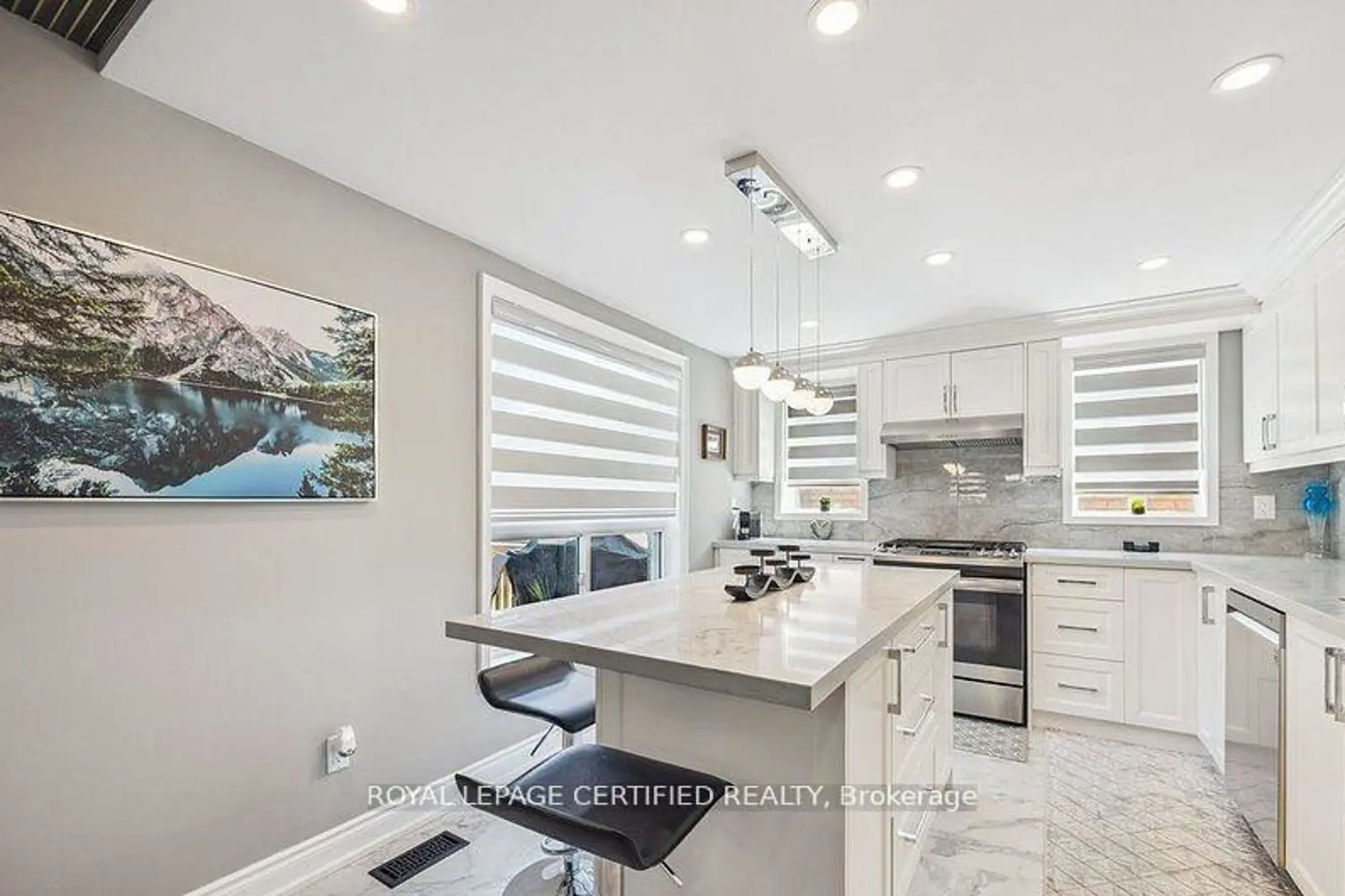 1286 Forest Street photo 5