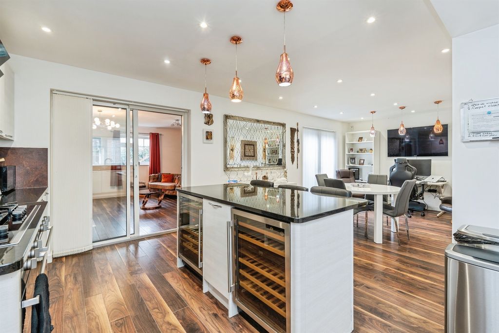 Additional image 15 of 3 bed detached house for saleBroomhill Way, Eastleigh SO50