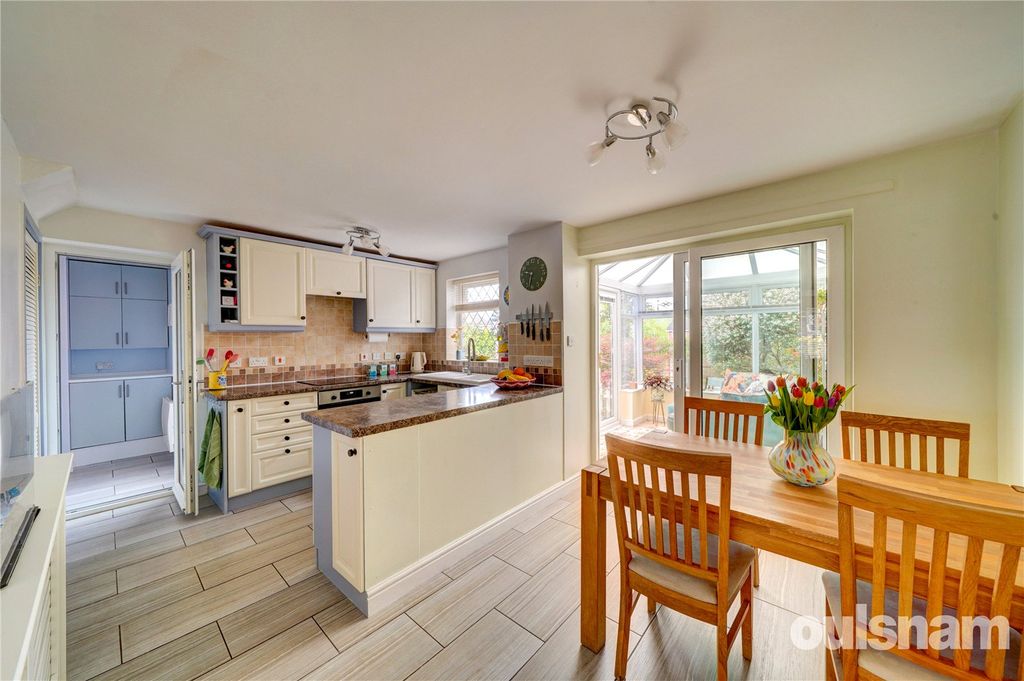 Additional image 8 of 3 bed detached house for saleVernon Grove, Droitwich, Worcestershire WR9