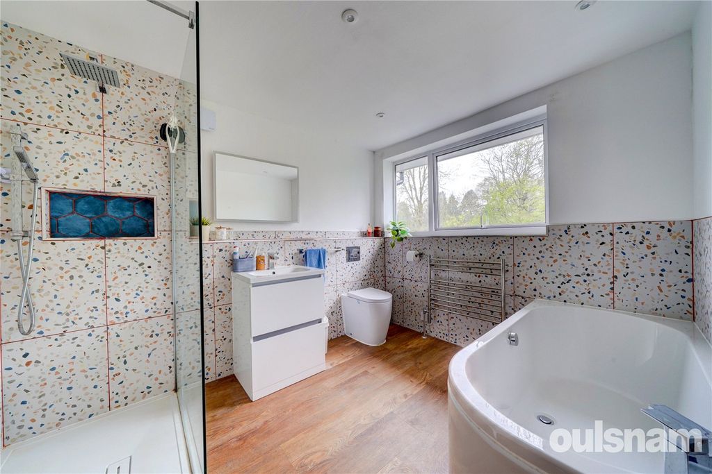 Additional image 19 of 4 bed detached house for saleManor Close, Droitwich, Worcestershire WR9