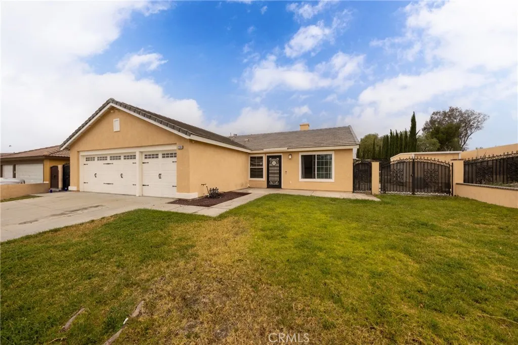 2294 N Smoketree Avenue, Rialto, CA 92377