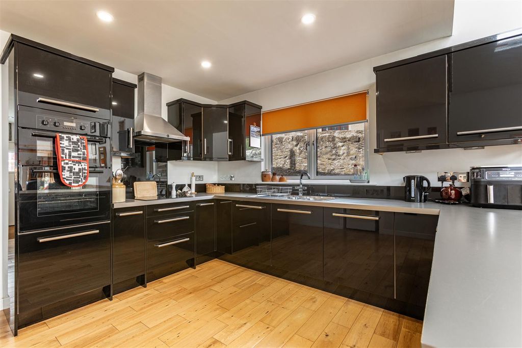 Additional image 9 of 2 bed property for saleOrchard Cottage, Fishers Lane, Darnick, Melrose TD6