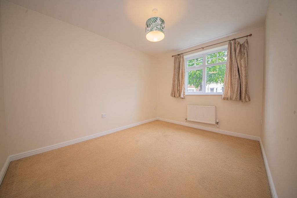Additional image 11 of 2 bed flat for saleBenny Hill Close, Eastleigh SO50