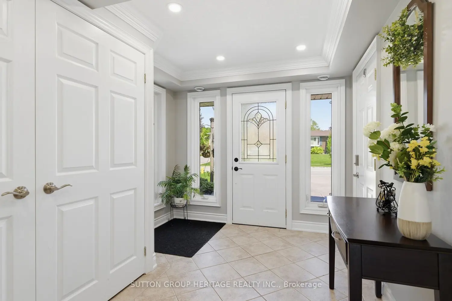 97 Clover Ridge Drive photo 2