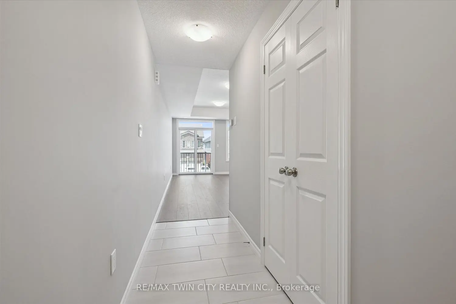 9 Lomond Lane photo 2
