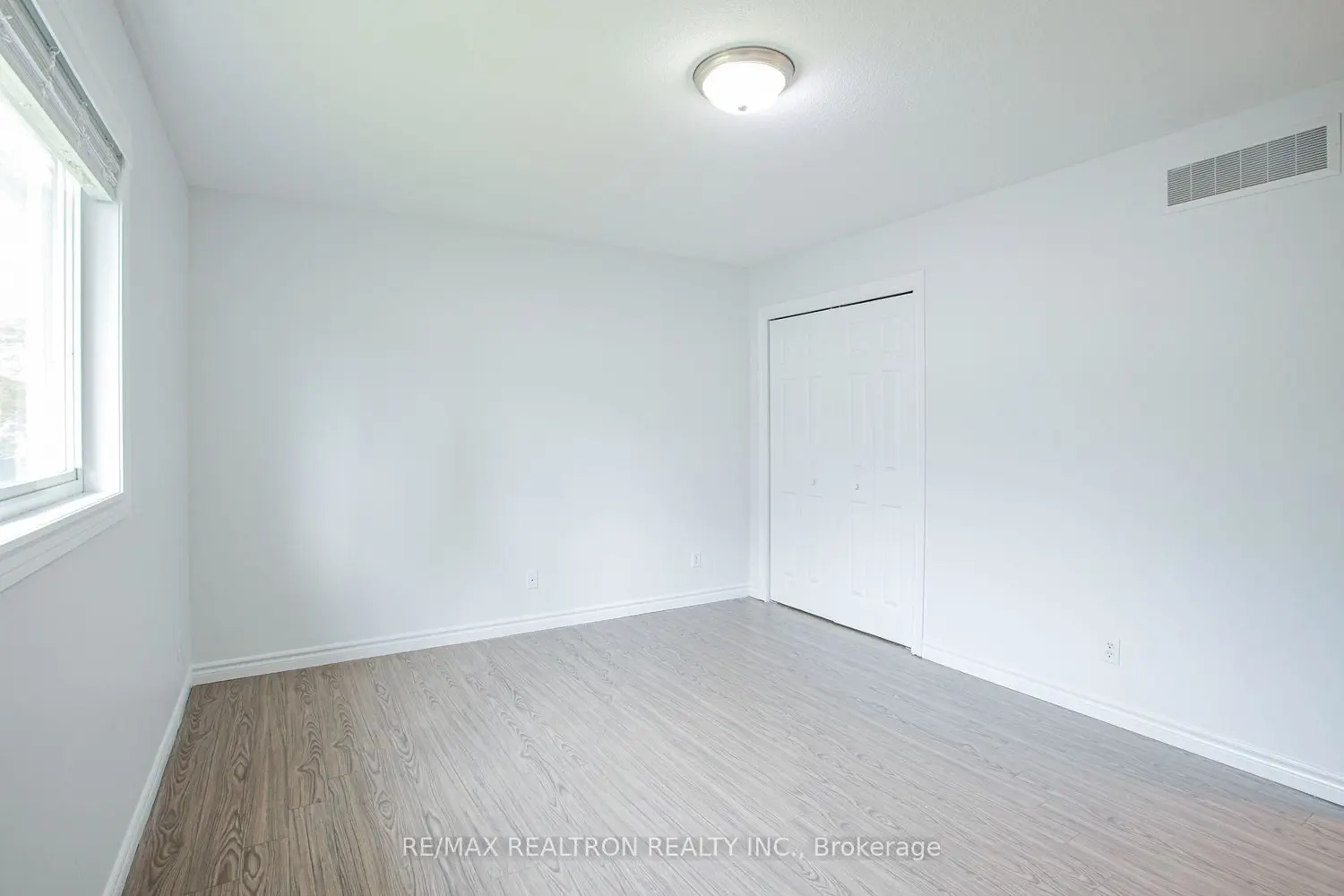 52 Liddle Lane photo 3
