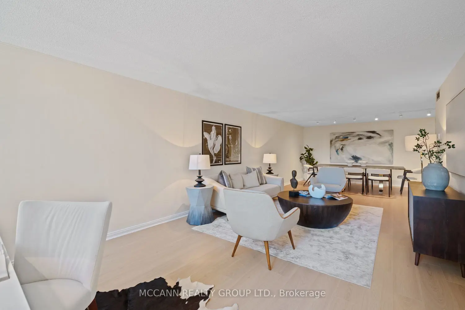 Additional image 5 of 360 Bloor Street 301