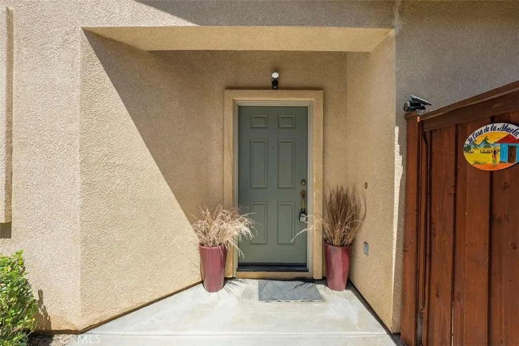 8965 Stephenson Ln, Hemet, CA 92545 photo 5