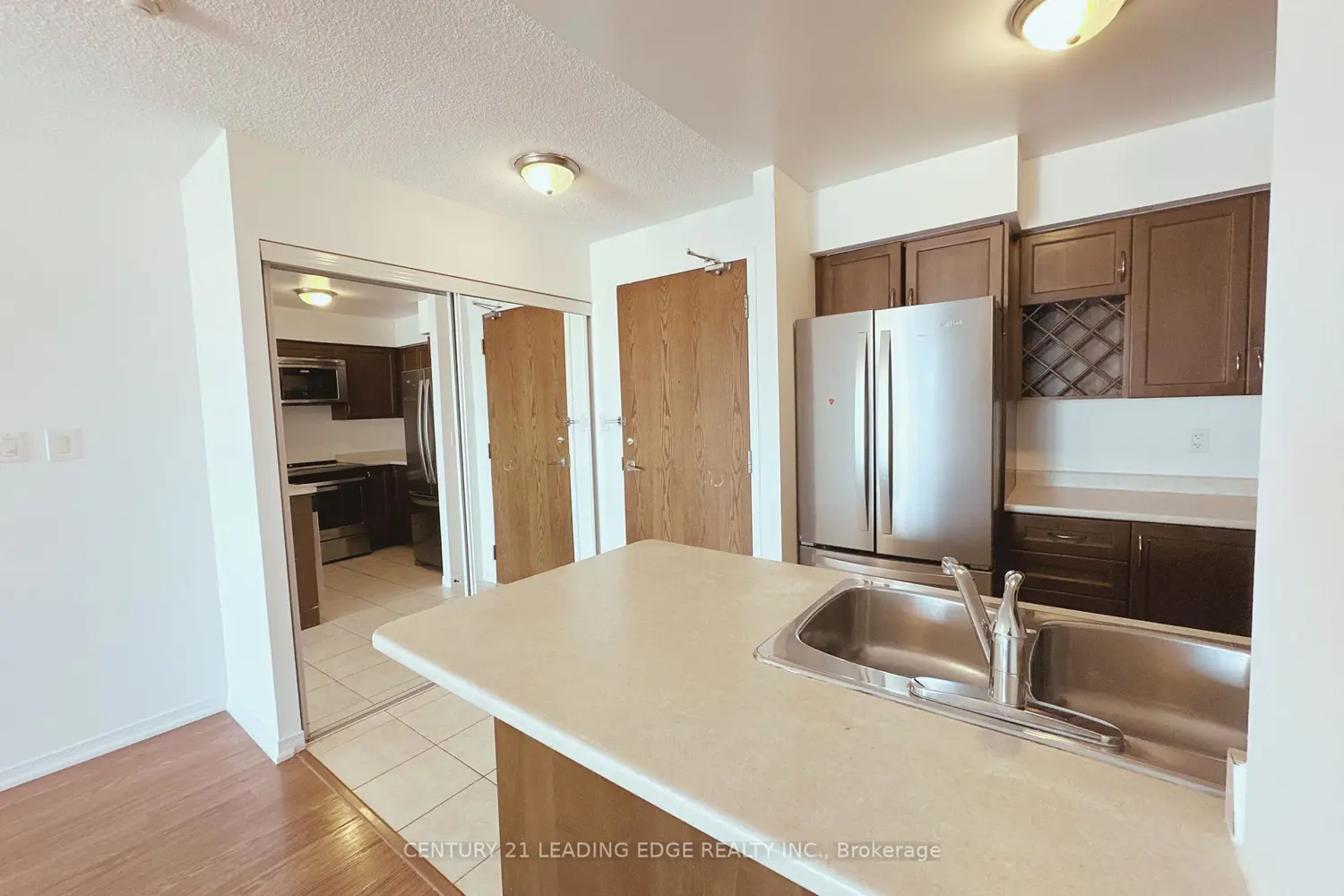 Additional image 9 of 2772 Keele Street 603