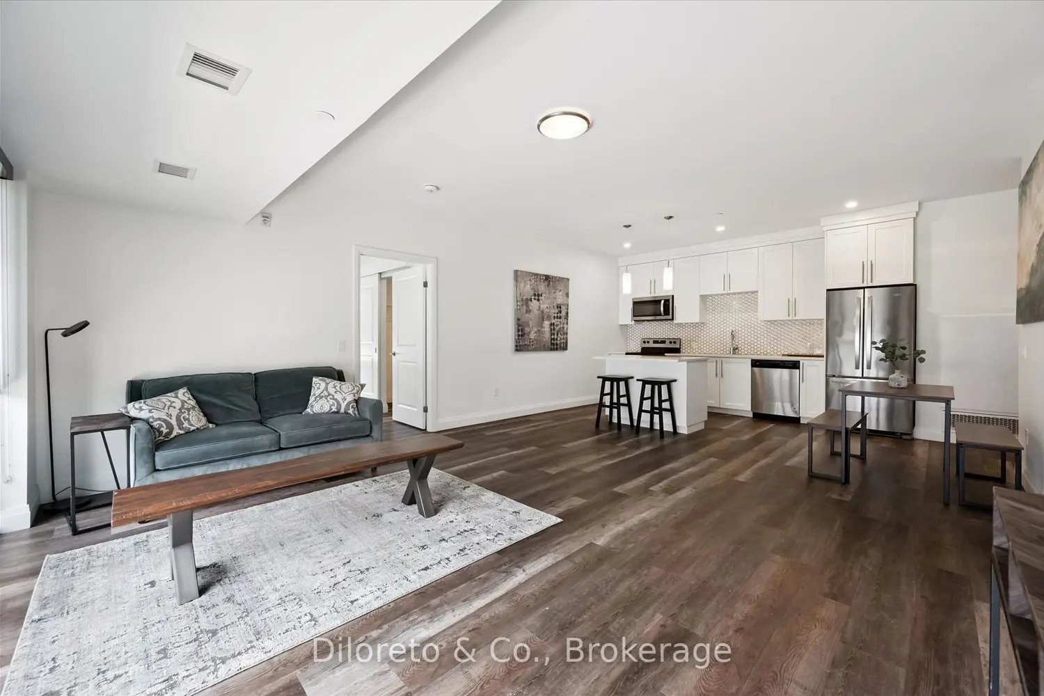 332 Gosling Gardens 110