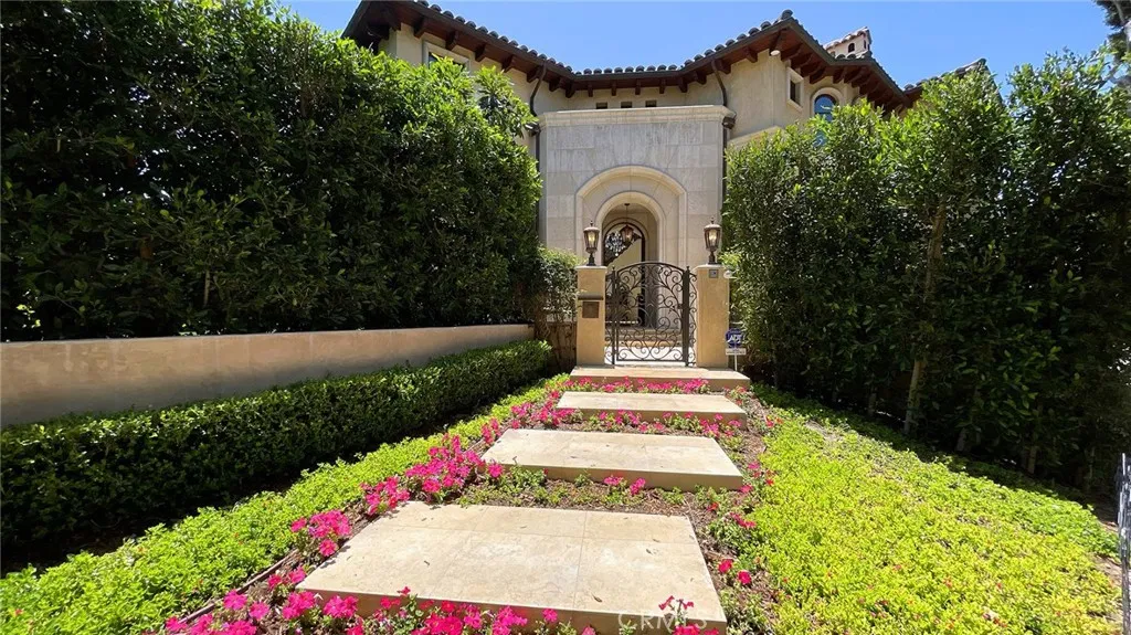 302 23rd Street, Santa Monica, CA 90402