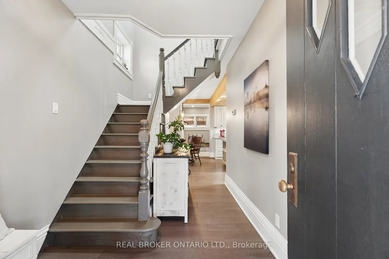 855 Hamilton Street photo 3