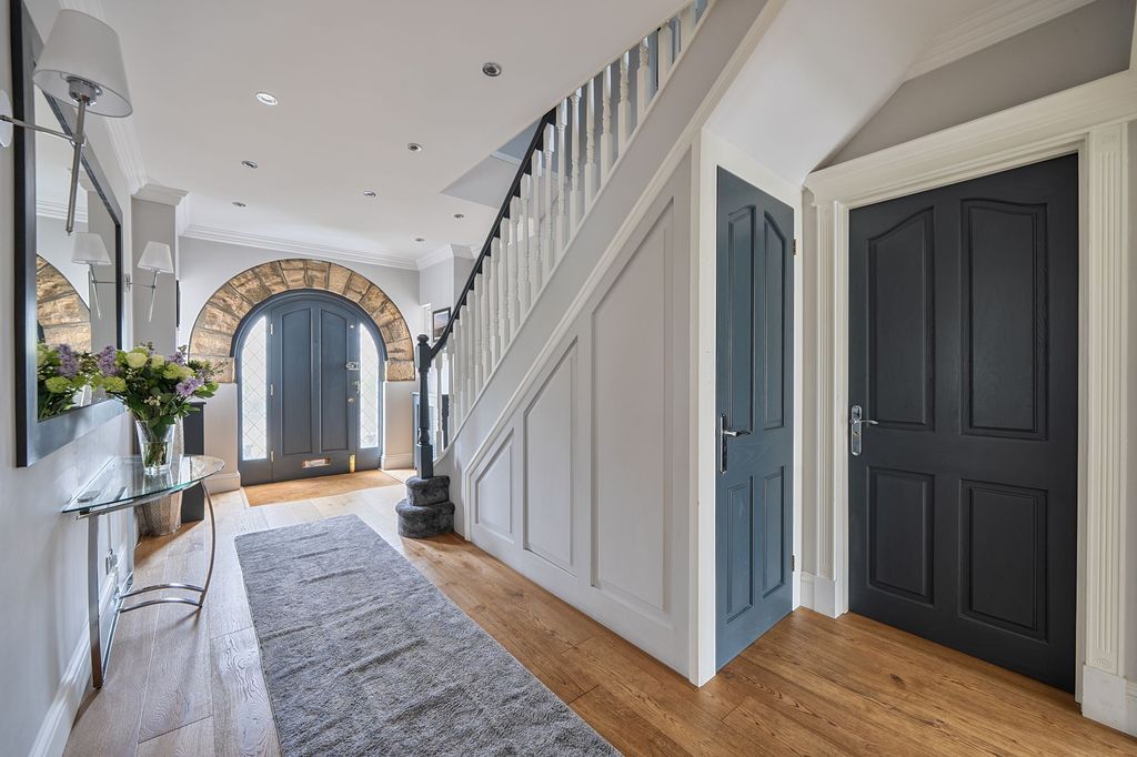 Additional image 17 of 4 bed detached house for saleThe Green, Epsom KT17