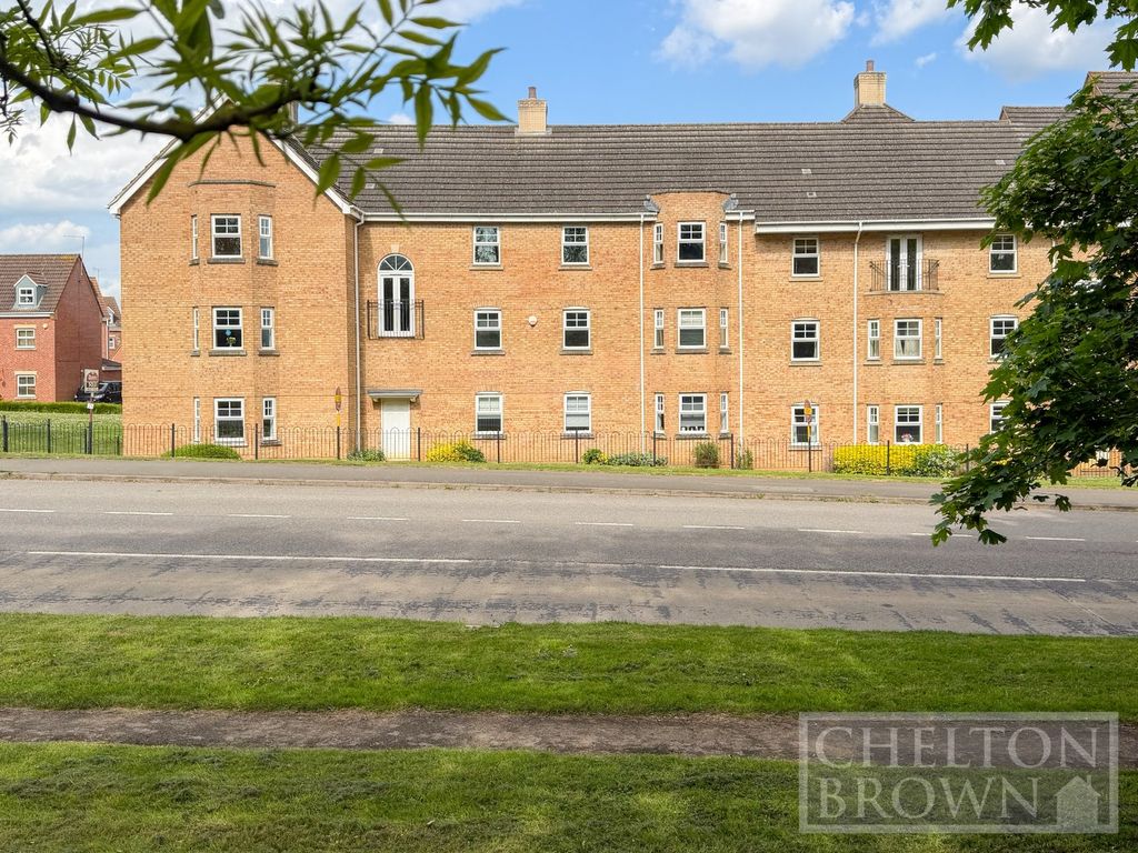 2 bed flat for saleMorning Star Road, Daventry, Northamptonshire NN11
