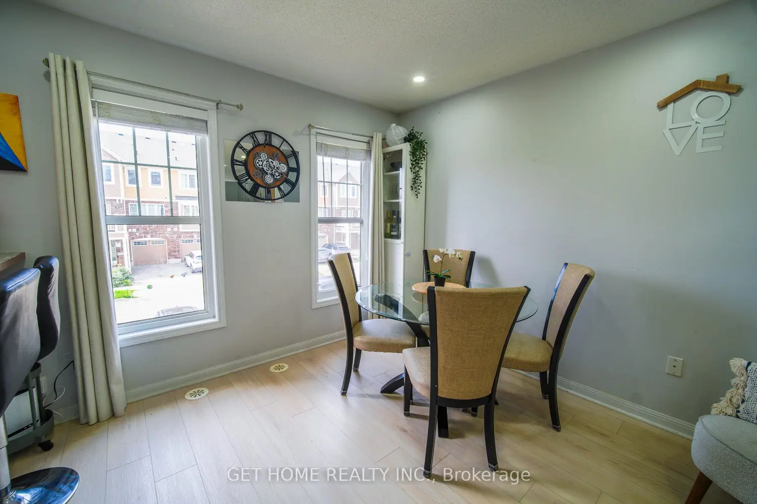 38 Suitor Court photo 4