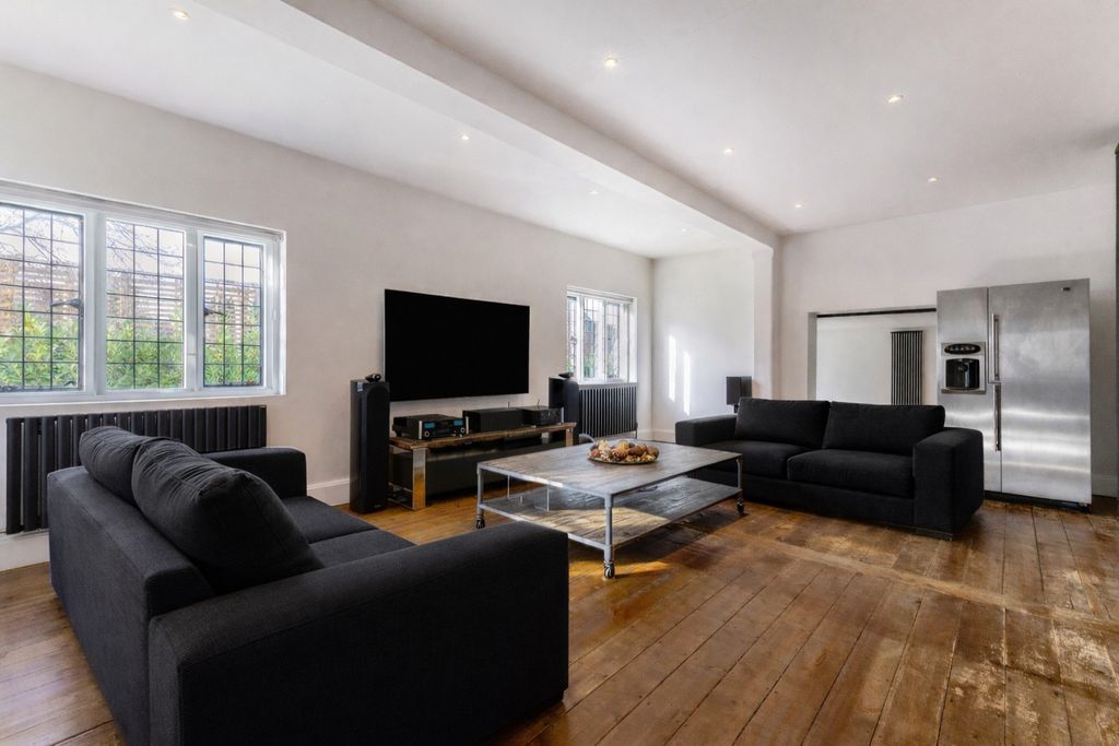 Additional image 2 of 4 bed detached house for sale1 College Avenue, Epsom KT17