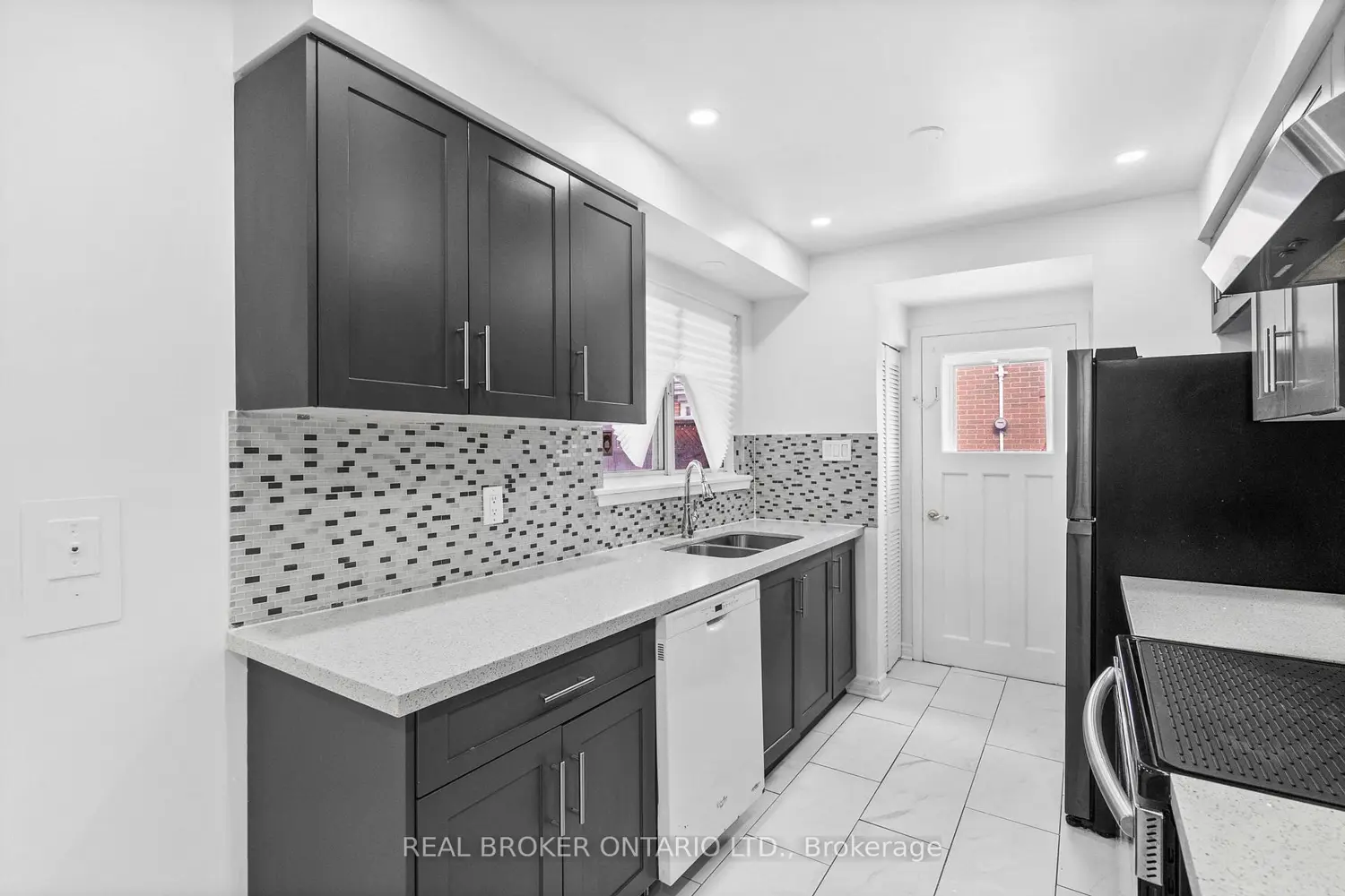 Additional image 3 of 11 Cathcart Crescent
