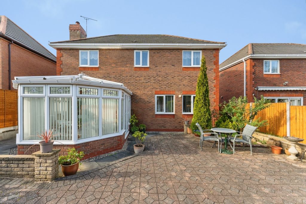 Additional image 33 of 4 bed detached house for saleManor Park Drive, Great Sutton, Ellesmere Port, Cheshire CH66