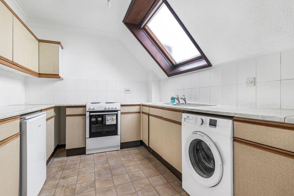 2 bed flat for saleBrays Lane, Ely CB7 photo 2