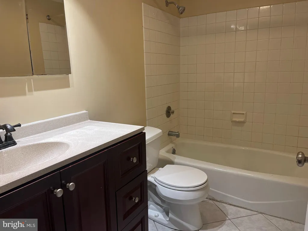 Additional image 13 of 126 Wellington Ter Unit #11-L, Lansdale, PA 19446