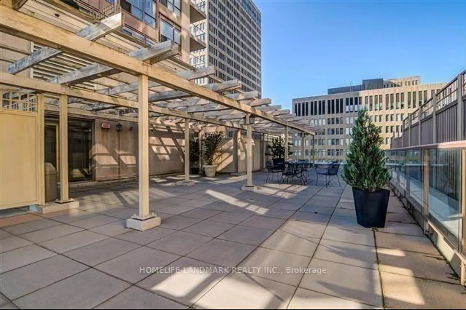 Additional image 5 of 909 Bay Street 1204
