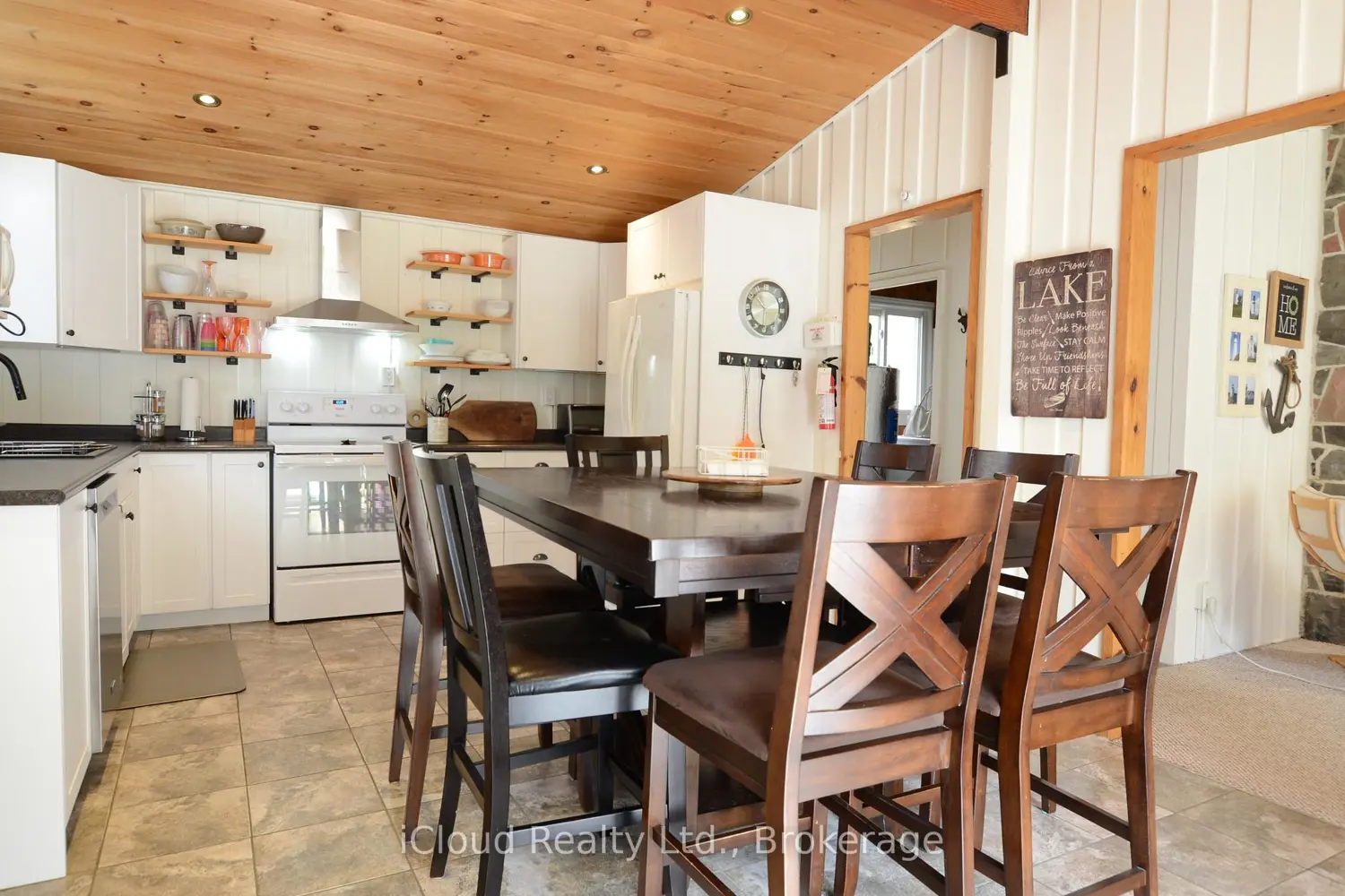 20 Roberval Circle photo 3