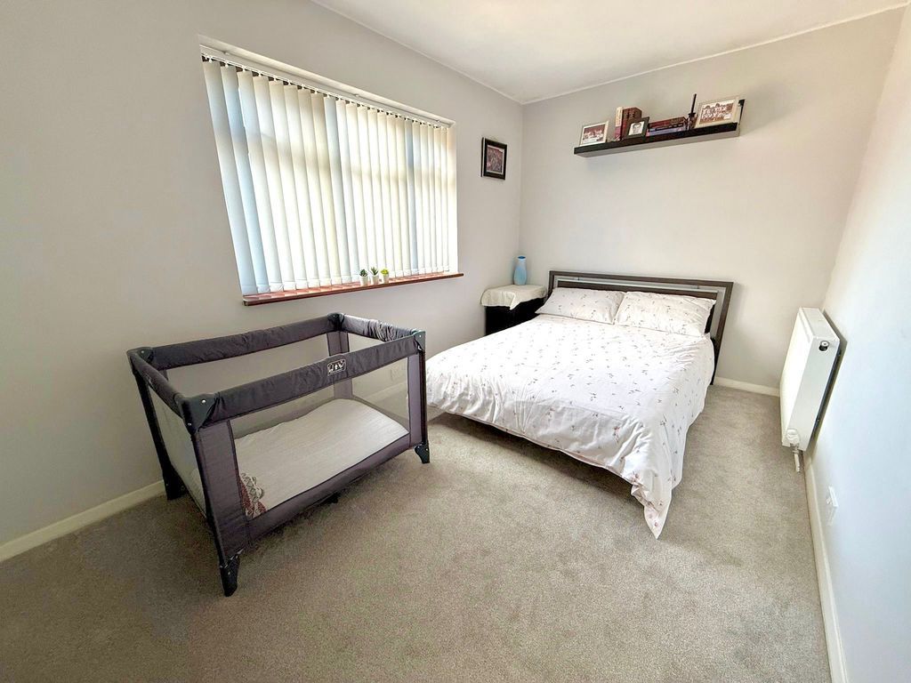 Additional image 12 of 6 bed detached house for saleLowther Road, Dunstable LU6