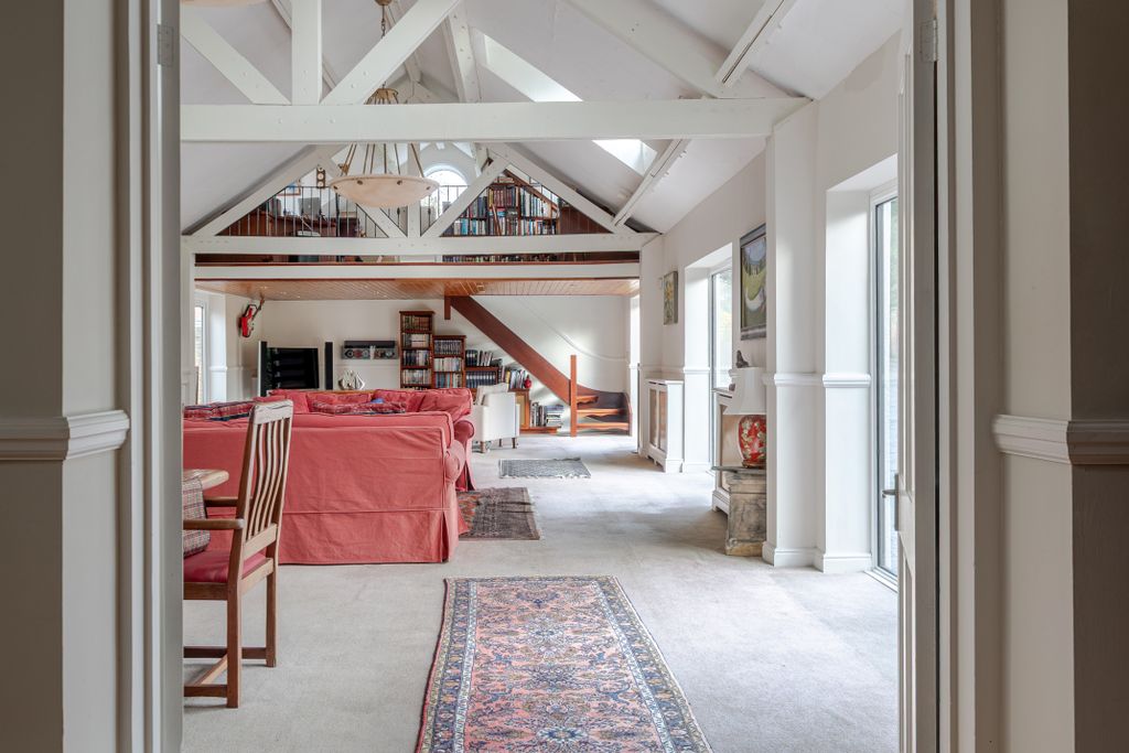 Additional image 18 of 4 bed detached house for saleBurgh Heath Road, Epsom KT17