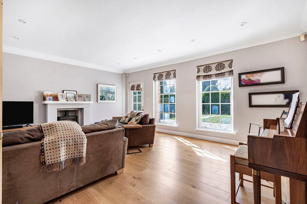 Additional image 2 of 5 bed semi-detached house for saleBarley Mow Road, Englefield Green, Egham, Surrey TW20