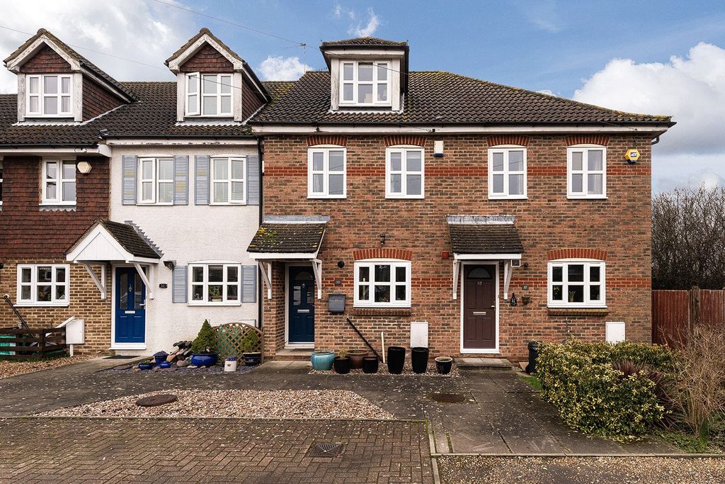 4 bed terraced house for saleHever Road, Edenbridge, Kent TN8