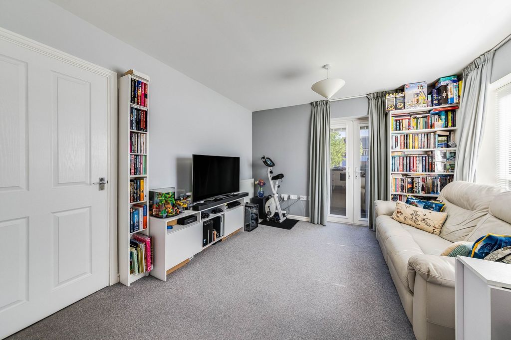 1 bed flat for saleJackdaw Road, Didcot OX11 photo 5