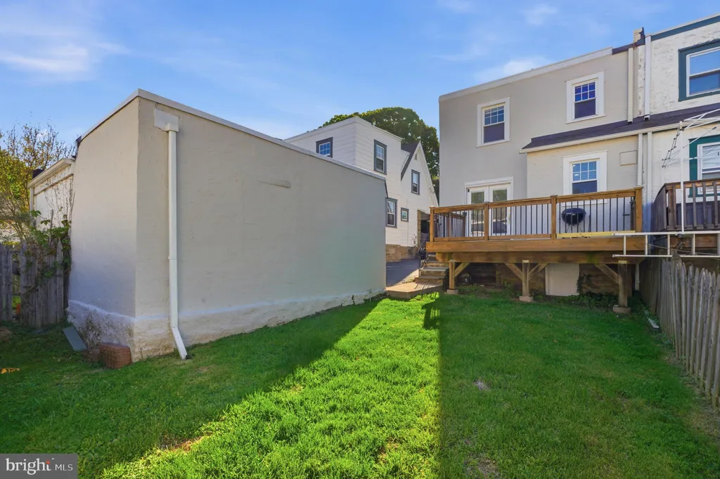 746 Oak View Road, Ardmore, PA 19003
