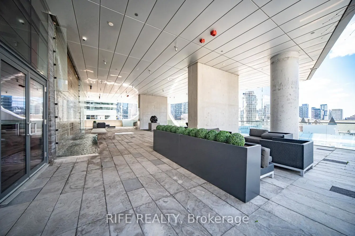 Additional image 13 of 197 Yonge Street 2204