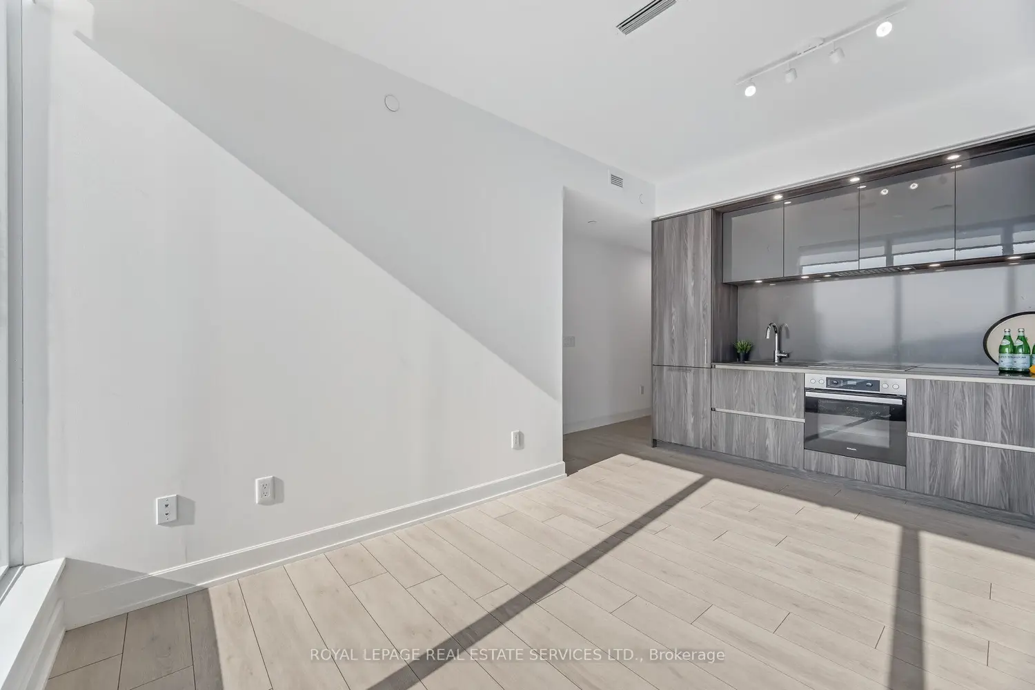Additional image 9 of 35 Mercer Street 2316